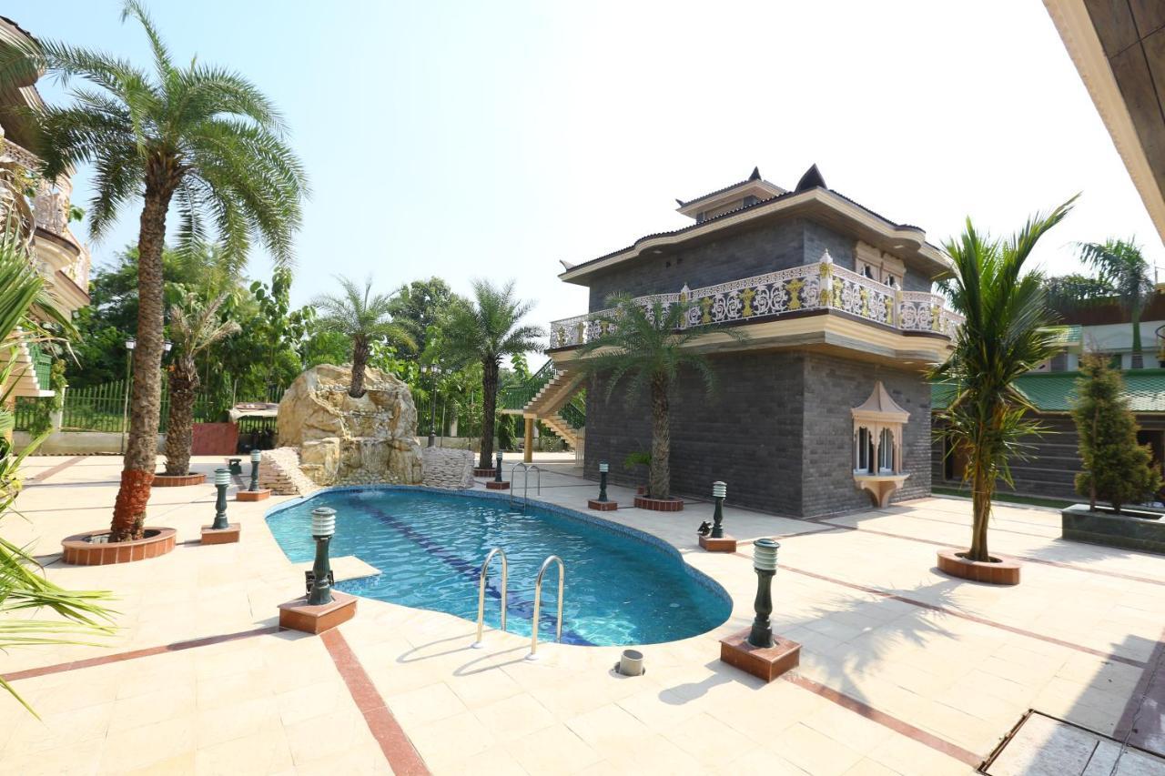 Mann The Palm Retreat Lucknow Exterior foto