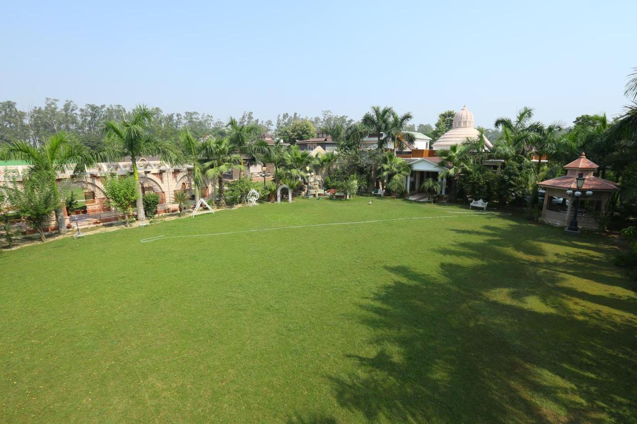 Mann The Palm Retreat Lucknow Exterior foto