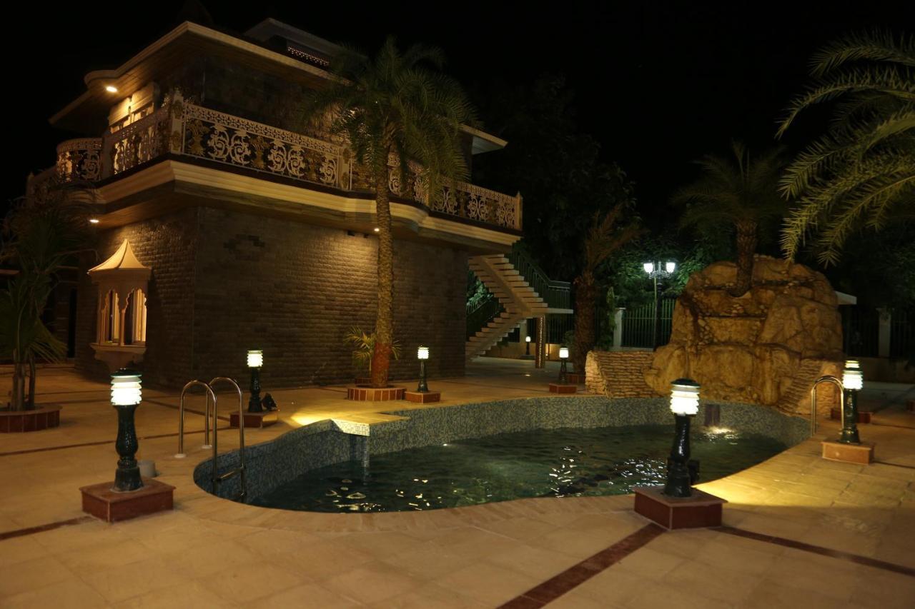 Mann The Palm Retreat Lucknow Exterior foto