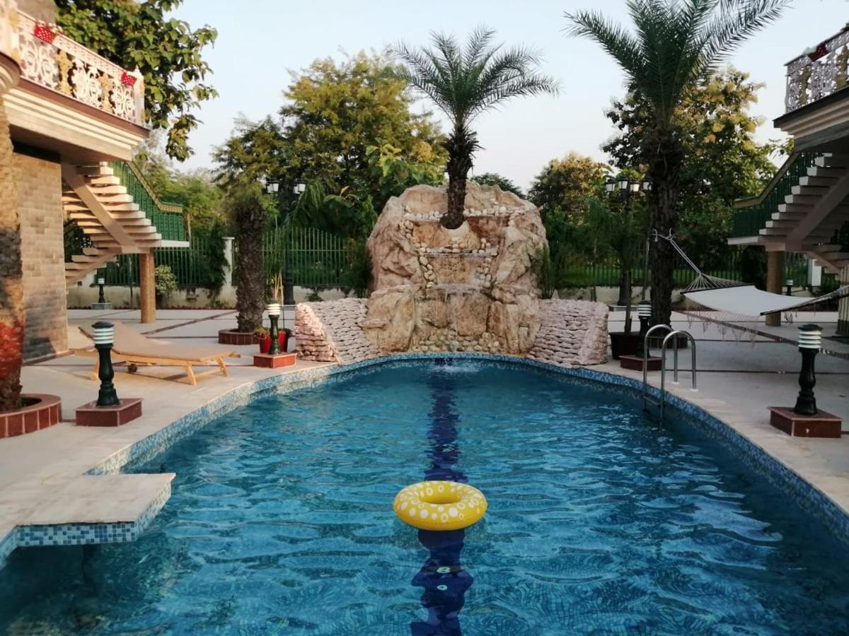 Mann The Palm Retreat Lucknow Exterior foto